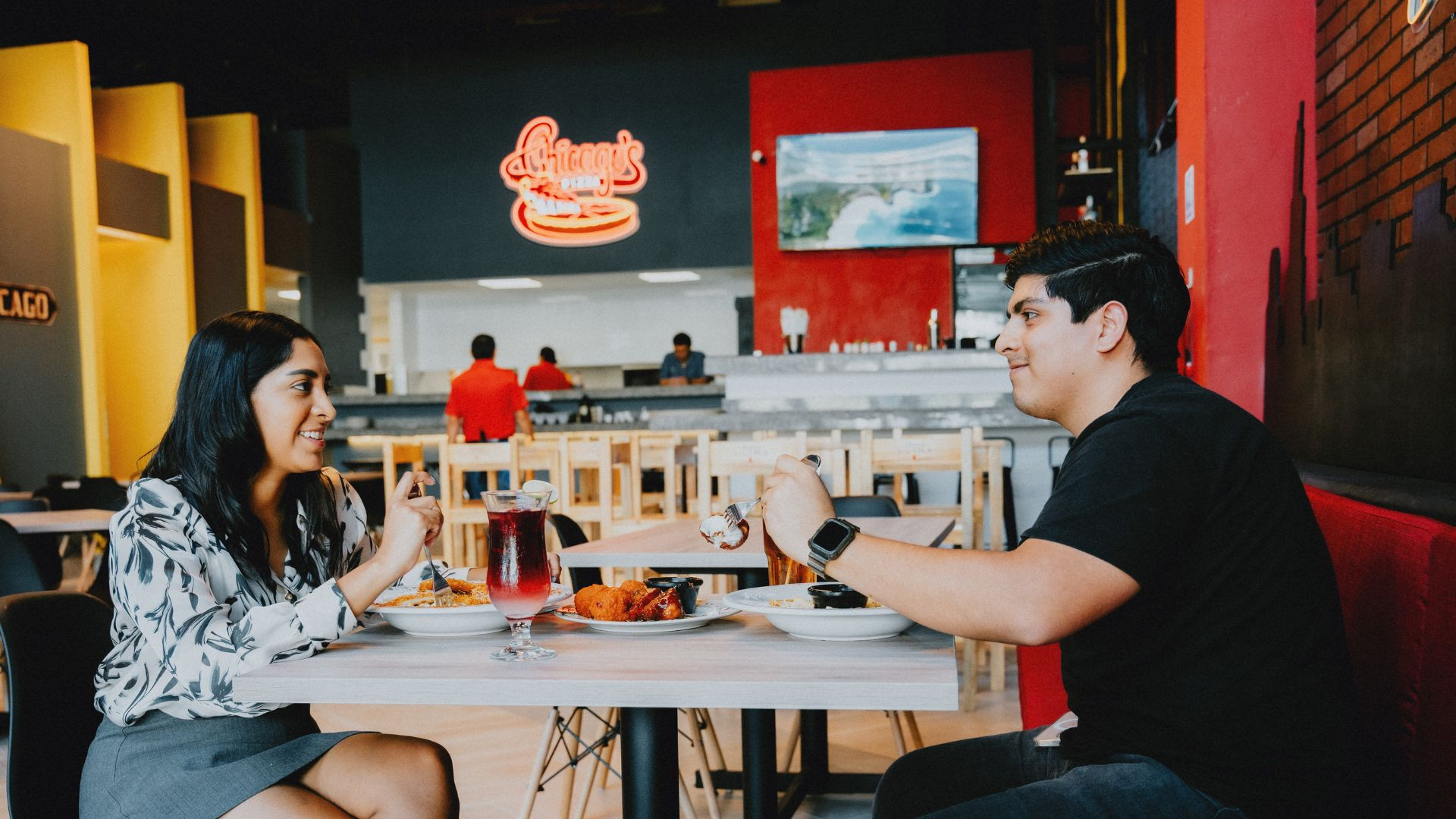 Chicago's Pizza: Un restaurante con estilo americano en Plaza La Isla Mérida