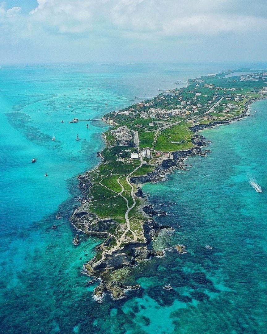 Isla Mujeres, Un Paraíso en el Caribe Mexicano