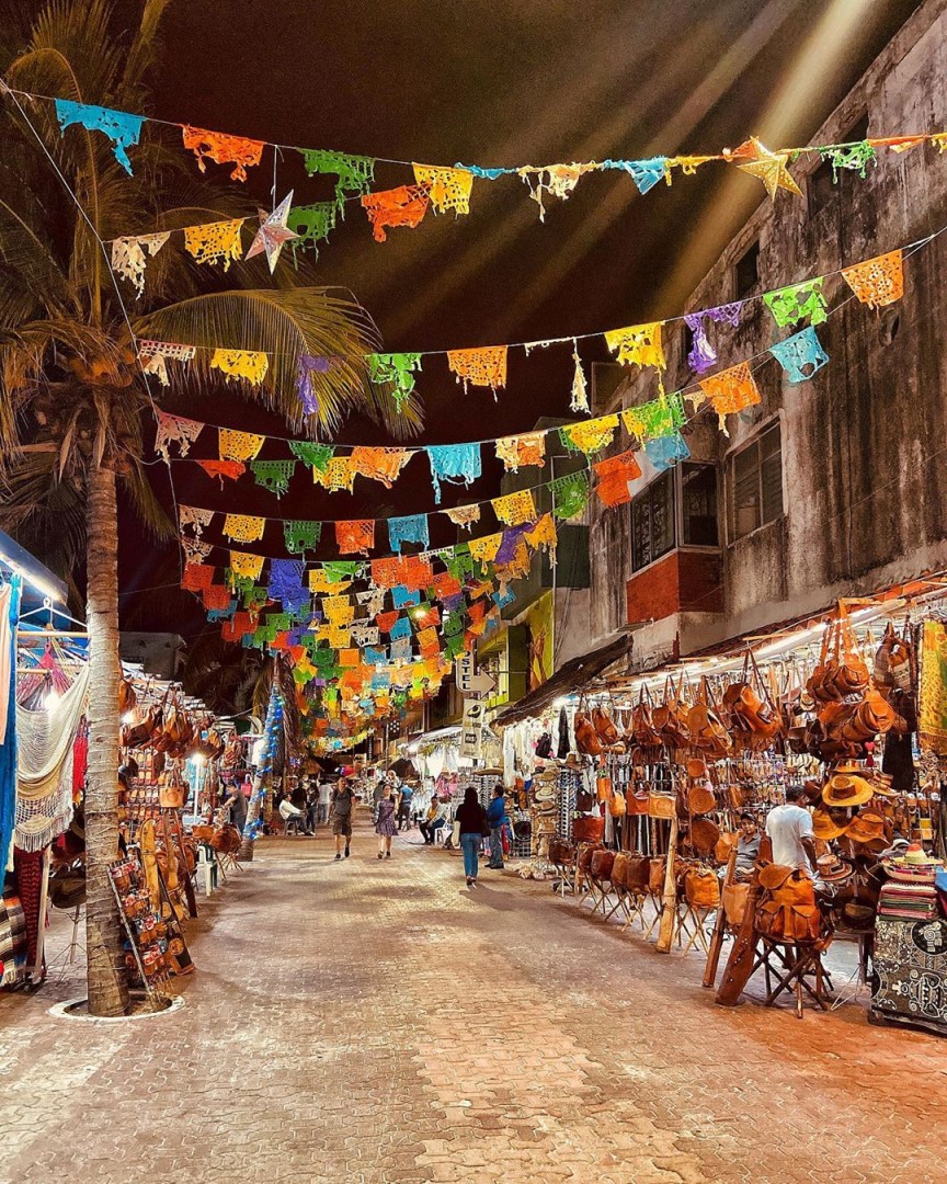 La Quinta Avenida, el corazón de Playa del Carmen