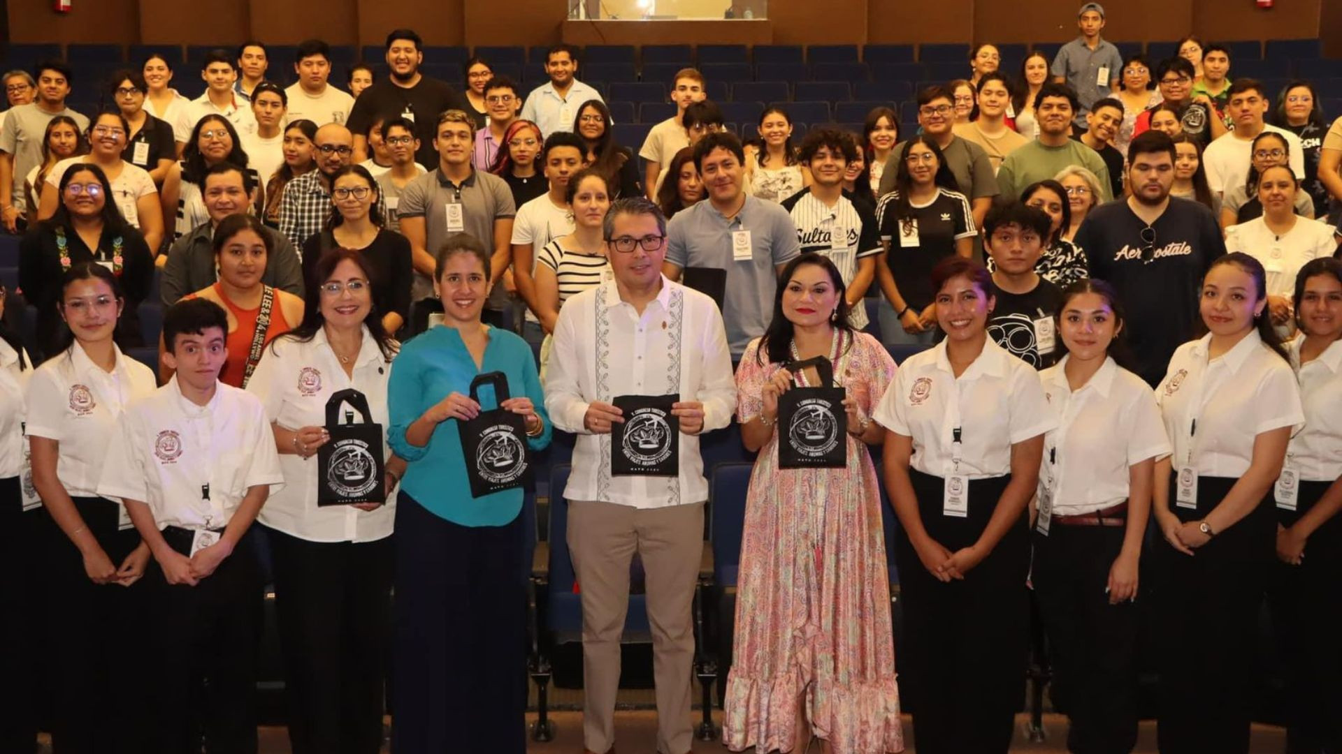 La UADY presenta el V Congreso Turístico: entre viajes, aromas y sabores