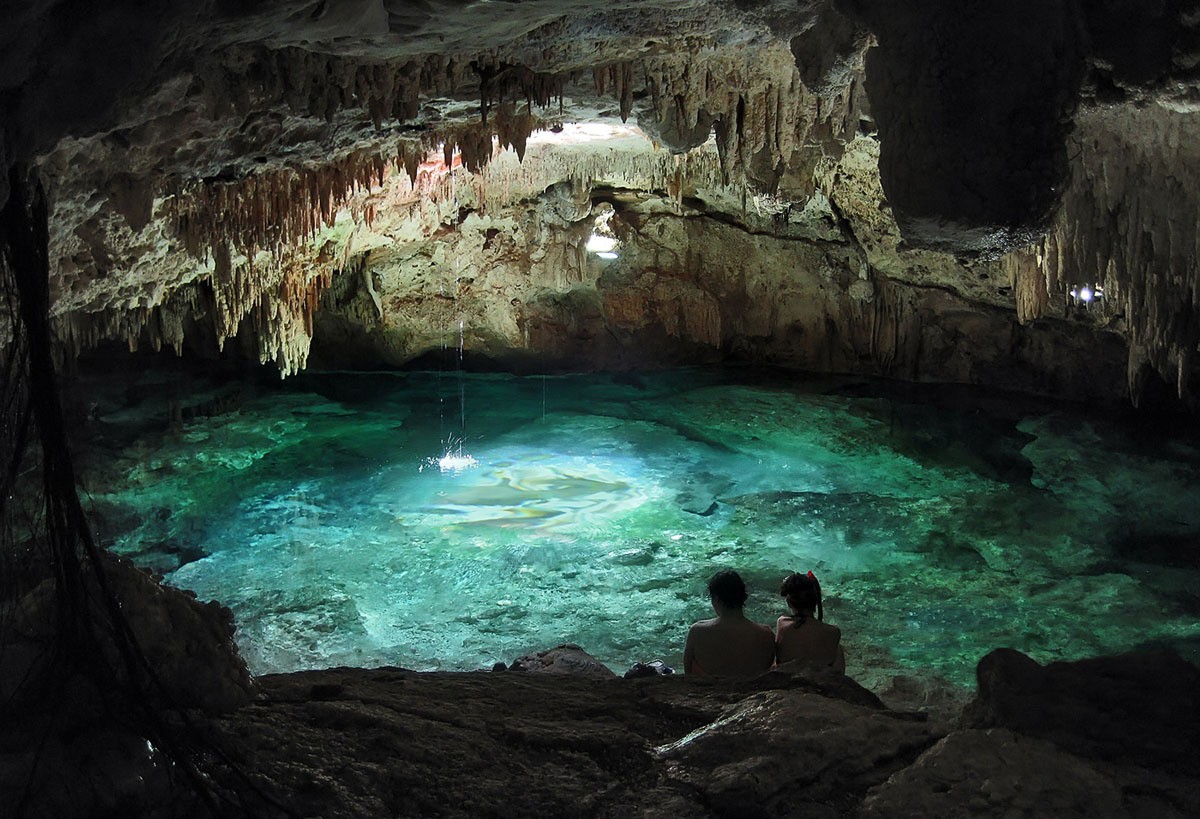 ¿Por qué los cenotes son como un pozo bajo la tierra?