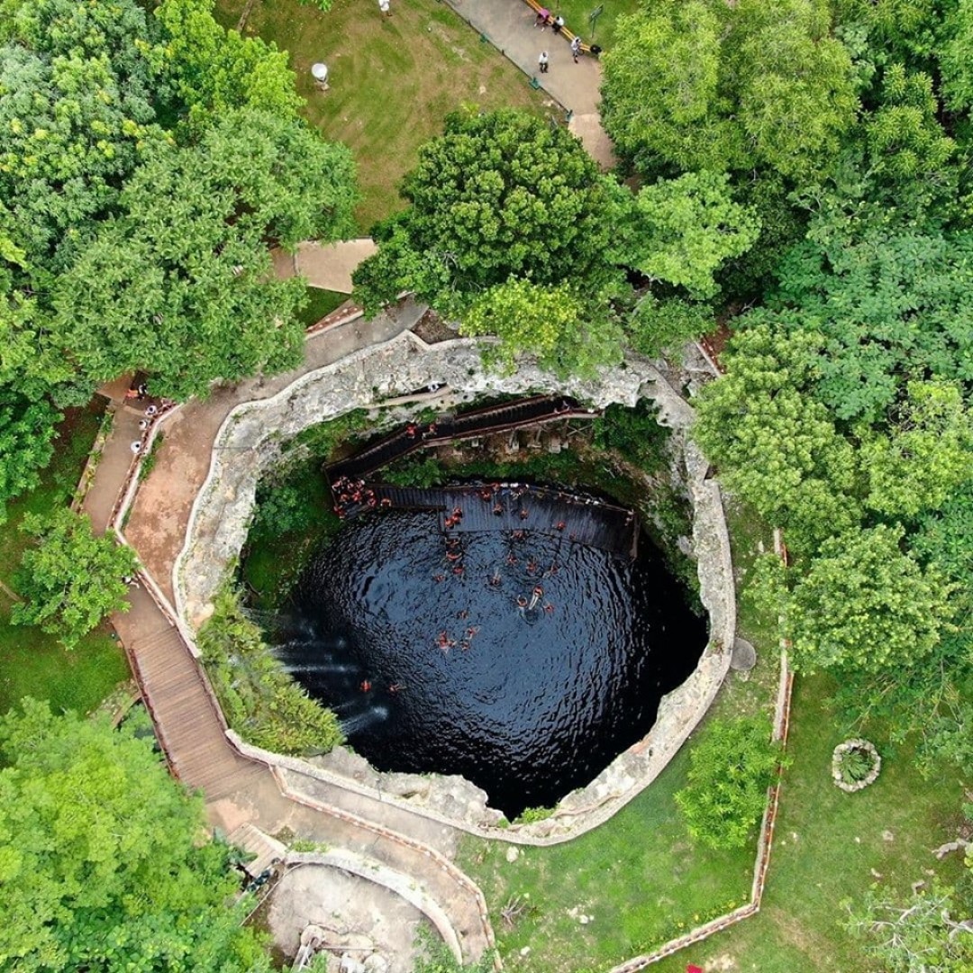 ¿Qué es un Cenote?