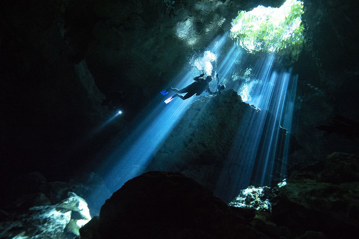 ¿Qué tan profundos son los cenotes?