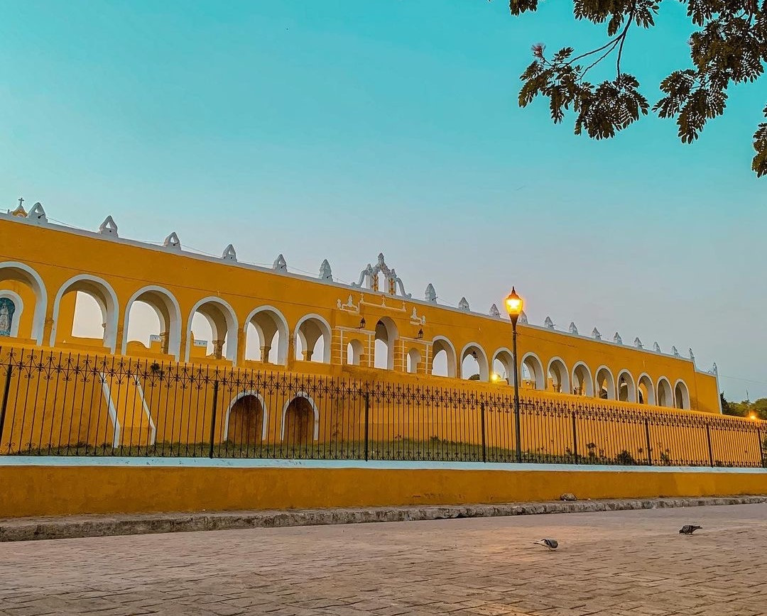 Viaje en el tiempo por Izamal: Pueblo mágico de Yucatán